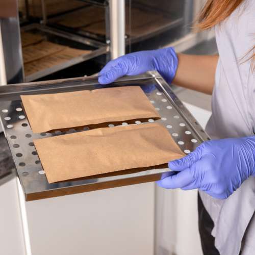 Стерилизация и упаковка: крафт-пакеты, индикаторы, кассеты для инструментов — как продлить срок службы